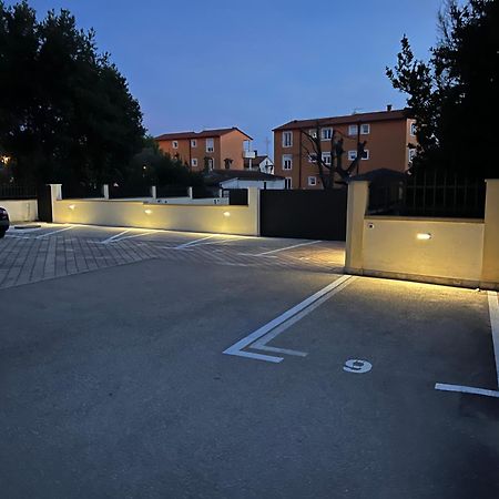 Apartment Igor 5 **** Medulin Exterior photo